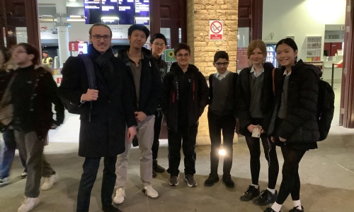 Stephen Perse Cambridge students at the train station going to the Chess Competition